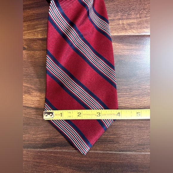BROOKS BROTHERS Pure Silk Red and Blue Striped Men's Tie - Picture 7 of 8